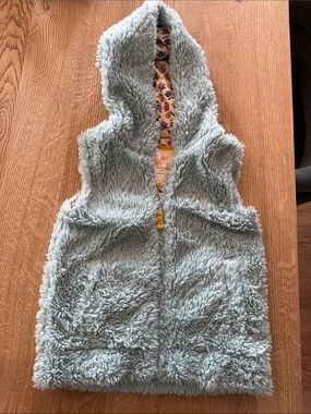 Mini Boden Girl’s Light Blue Fuzzy Hooded Vest with Floral Lining